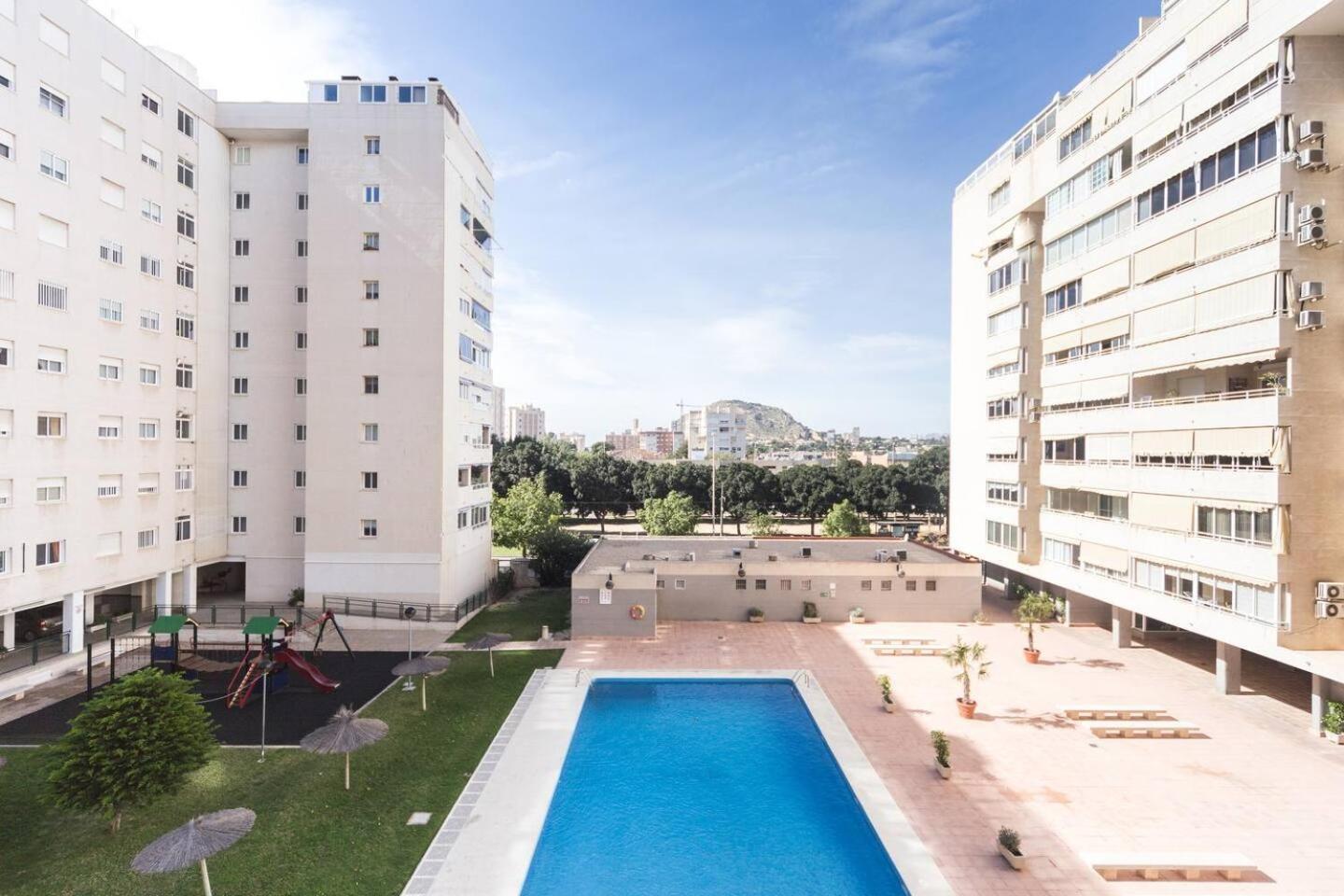 Apartmán Golf Lucentum Alicante Exteriér fotografie